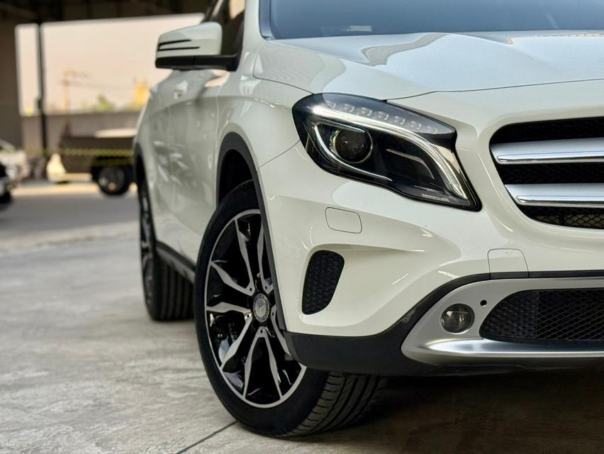 BENZ GLA200 ไมล์ 90,000 กม. 14