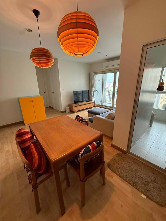 ขาย คอนโดใกล้ BTS ห้องมุม📍มีช่องจอดรถส่วนตัว🚗ไม่ต้องวนหาที่จอด 74.45 ตรม วิวดี 6