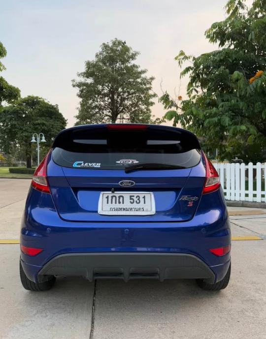 FORD FIESTA ขายด่วน 5