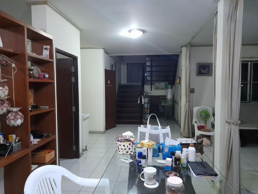 ขายบ้าน 2 ชั้น พร้อมที่ดินมีโฉนด 160 ตรว. เฟอร์นิเจอร์ครบ พร้อมเข้าอยู่ ใกล้แหล่งชุมชน หมู่ 2 ต.พิชัย ลำปาง 6