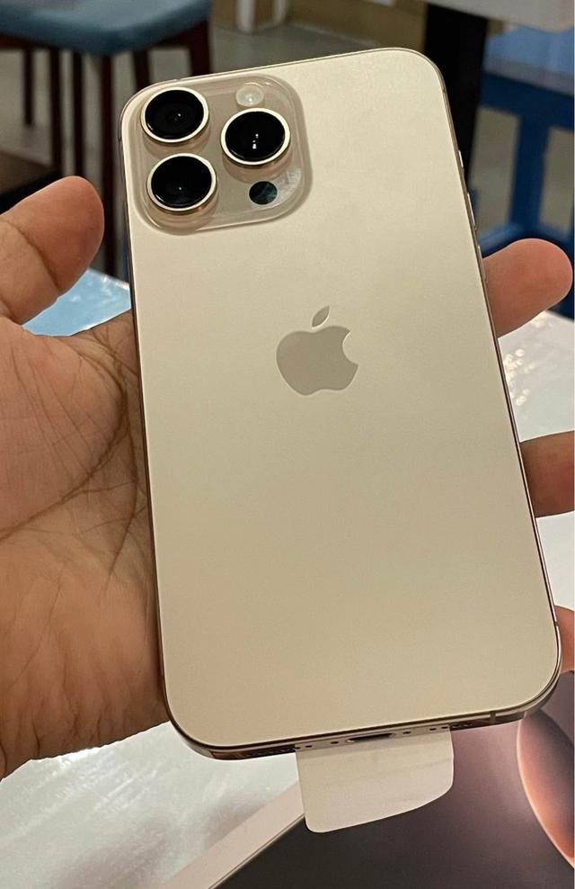 จำหน่าย iPhone 16 pro max สีทะเลทราย 