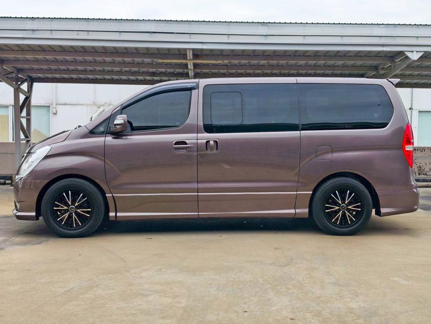 รหัสรถ CAT1156 📌 2015 จด 2017 HYUNDAI H-1 2.5 Elite 2