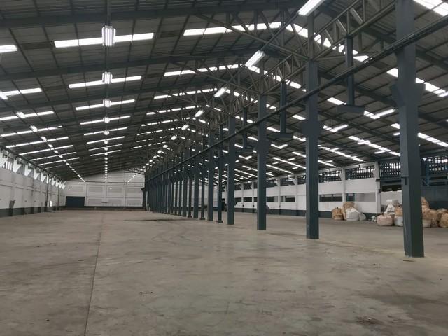 ให้เช่าโรงงานโกดัง 4,000 ตร.ม. ถนนพุทธมณฑลสาย 5 นครปฐม ใกล้การไฟฟ้า อ้อมน้อย 5