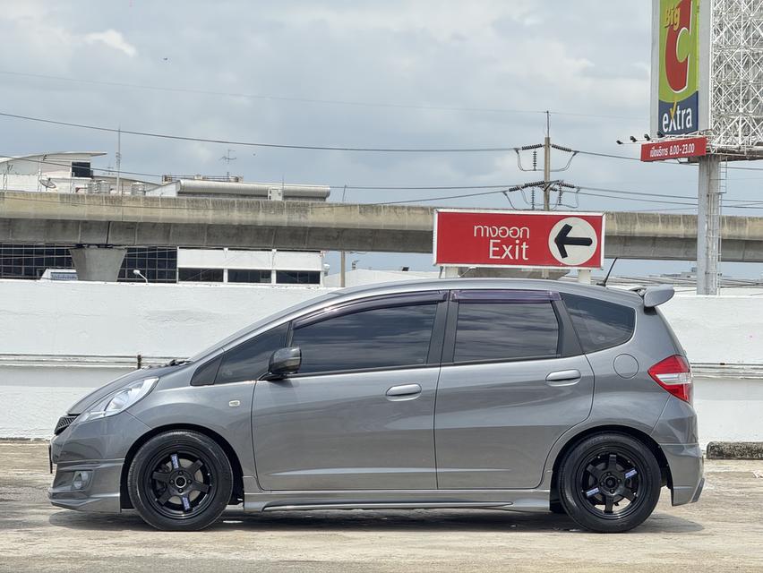 HONDA JAZZ GE 2012 AUTO V IVTEC รูปที่ 8