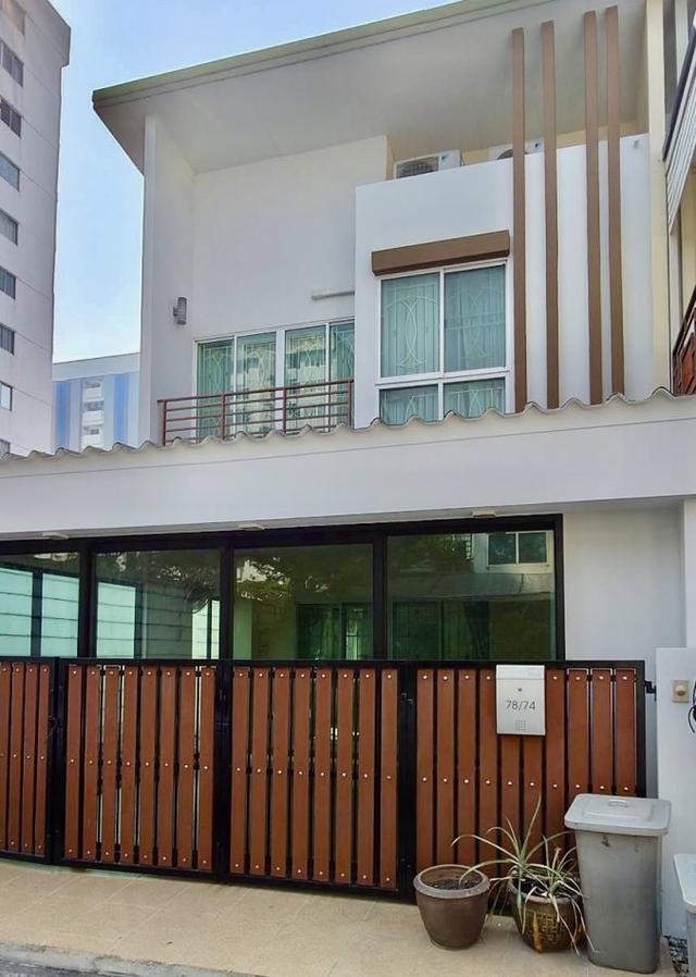 ขายทาวน์เฮาส์ 2 ชั้น หมู่บ้านซิตี้เซนส์ วัชรพล - 27 ตร.ว *หลังริม ใกล้เพลินนารีมอลล์* 2