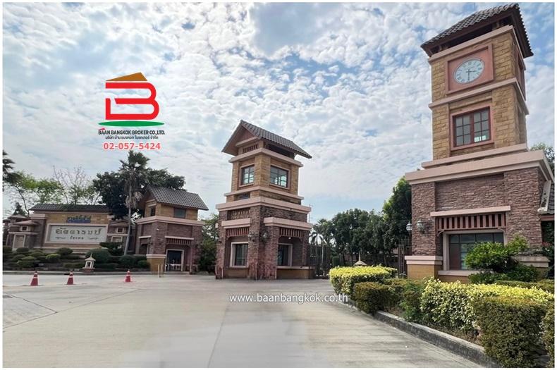บ้านเดี่ยว โครงการ ลัดดารมย์ วัชรพล เนื้อที่ 104 ตรว แขวงท่าแร้ง บางเขน  11