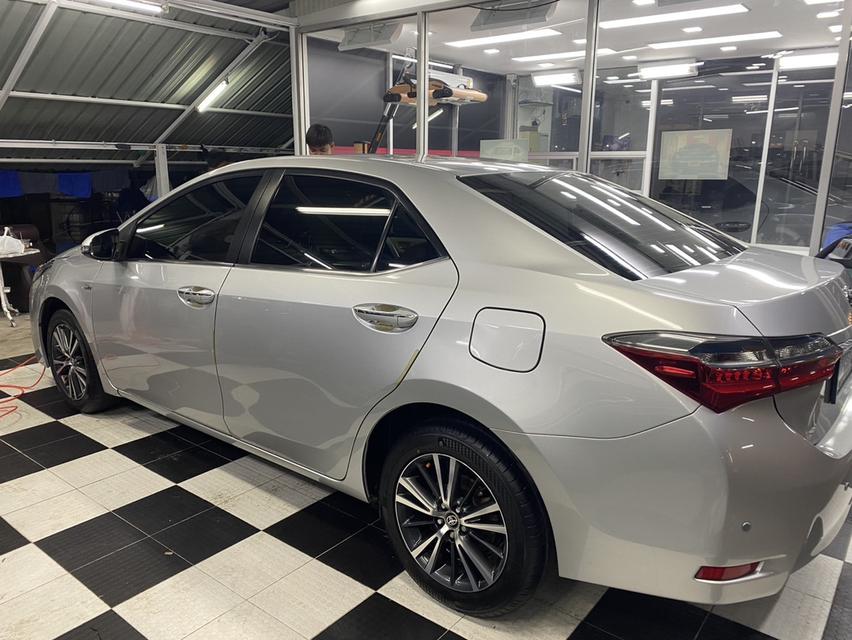 ขายรถ Toyota corolla altis ปี 2017 8