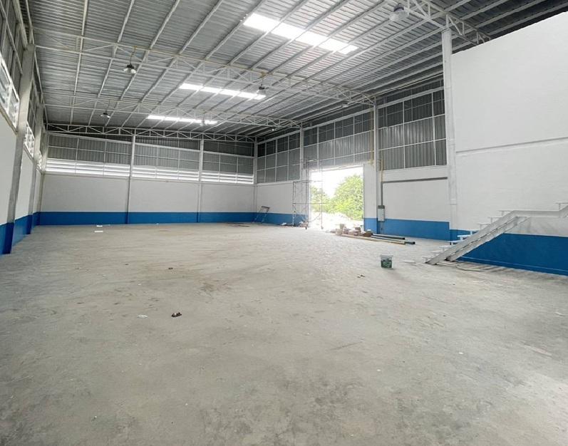 ให้เช่าโกดัง พร้อมสำนักงาน ซอยบางปลา 2 (ธนสิทธิ์) เทพารักษ์ กม. 14 สภาพใหม่ สร้างใหม่ / พื้นที่ใช้สอย 500 ตารางเมตร 4