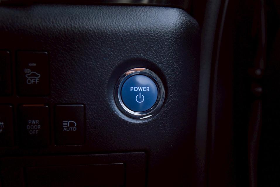 รหัสรถ CBL7482 Toyota Vellfire 2.5 Hybrid ZRG Edition E-Four AT 2015 19
