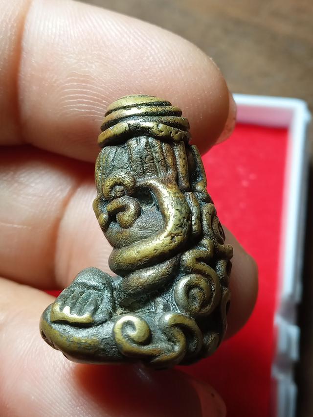 พระปิดตายันต์ยุ่งหล่อเก่า