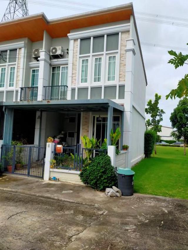 ขายด่วน!! ทาว์นเฮ้าส์ ราคาถูก ใกล้สนามบินสุวรรณภูมิ ม.โกลเด้น ทาวน์ 1 บางนา-สวนหลวง  กรุงเทพมหานคร 10250 1