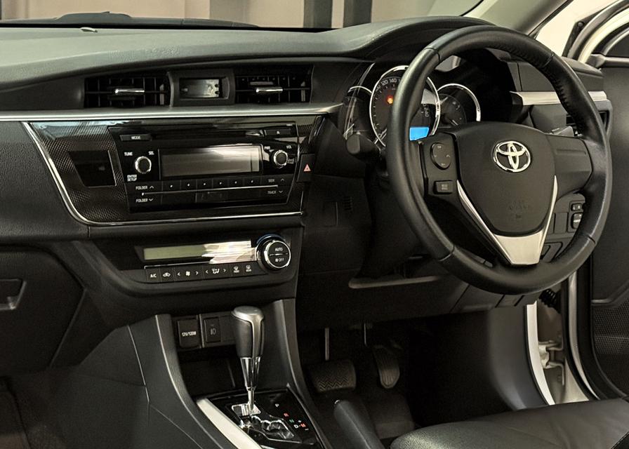 2015 TOYOTA ALTIS 1.8 ESPORT  รถวิ่งน้อย ประวัติศูนย์ครบ รถไม่มีเคยอุบัติเหตุครับ 14