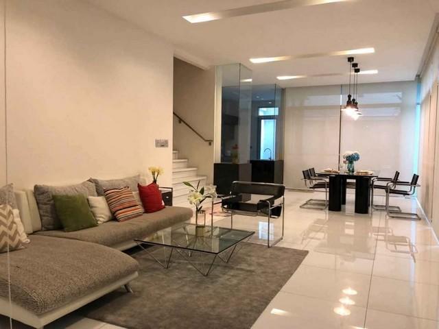 ให้เช่าทาวน์โฮม 3 ชั้น 4 ห้องนอน The Landmark Residence รัชดา-ลาดพร้าว 32 ใกล้ MRT รัชดา ลาดพร้าว 3