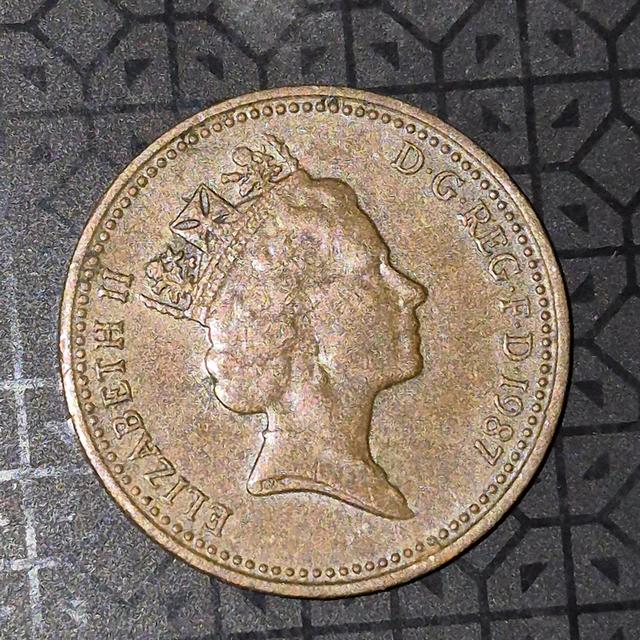 British coin 2 pennies. รูปที่ 8
