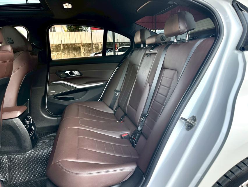 BMW 330e Msport ปี21 15