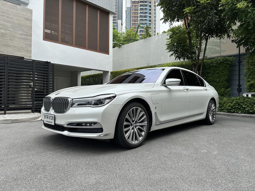 BMW 740le, pure excellence 13