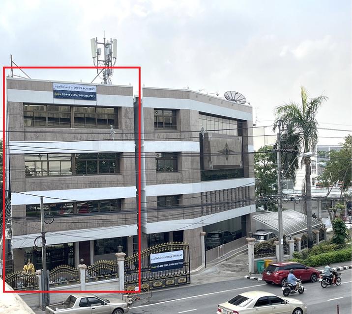 สำนักงานให้เช่า ตลิ่งชัน ติดถนนบรมราชชนนี (ข้างสถานีตำรวจตลิ่งชัน) 1