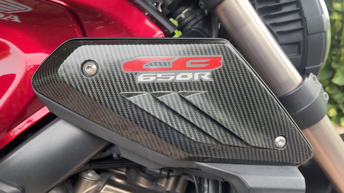 Honda CB650R 9