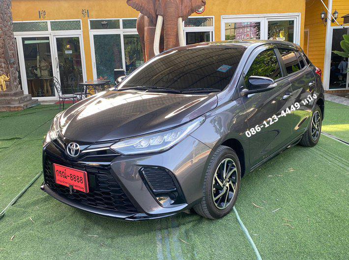 Toyota Yaris 1.2 SPORT CVT ปี 2021 ออกรถ 0 บาท 1