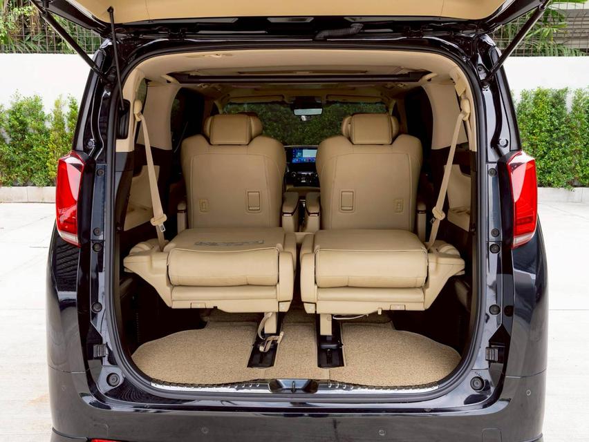 Toyota Alphard Hybrid GF 2.5L  ปี 2022 7