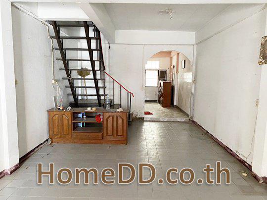 ขายทาวน์เฮ้าส์ 2 ชั้น หมู่บ้านยูลิ บางเมือง สมุทรปราการ T-6402