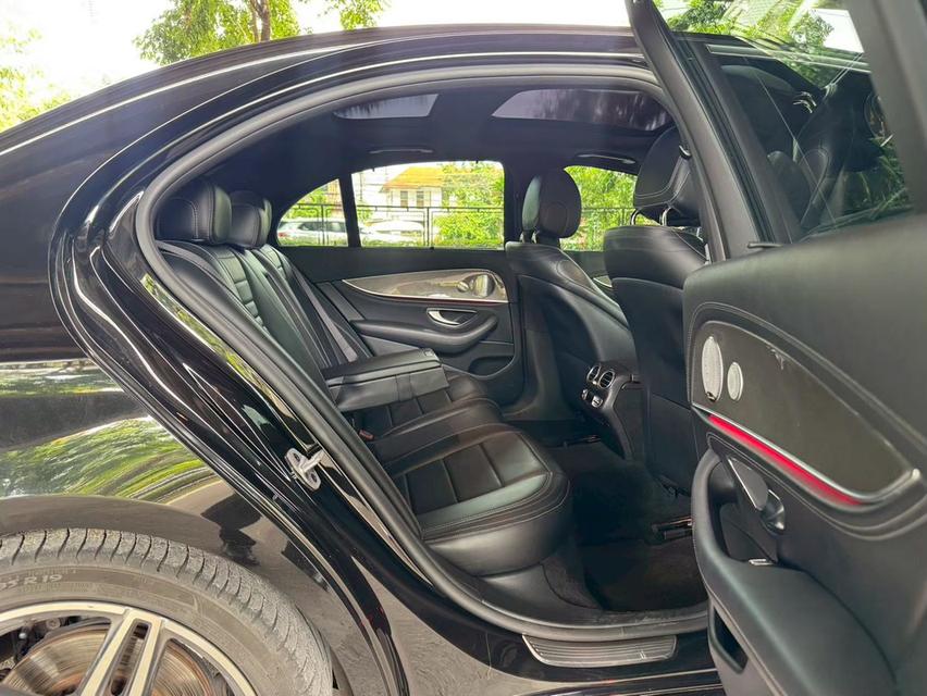 2019 Mercedes-Benz E 350 e AMG Dynamic Facelift AT รูปที่ 15