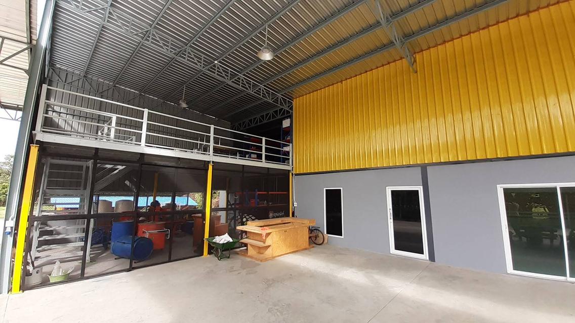 ขายโกดังพัทยา 200 ตรม. ติดถนนเส้น36 พร้อมที่ดินขนาด 1 ไร่ 3งาน 4ตรว. 3