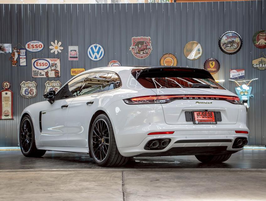 PORSCHE PANAMERA 2.9 4E-HYBRID SPORT TURISMO 2022 สีเดิมๆทั้งคัน ไม่เคยชน