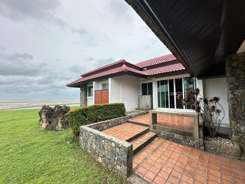 Rock Garden Beach บ้านเดี่ยว ติดทะเล ระยอง พื้นที่ 197.8 ตารางวา ถนนเฉลิมบูรพาชลทิต ตำบลกร่ำ อำเภอแกลง จังหวัดระยอง 19