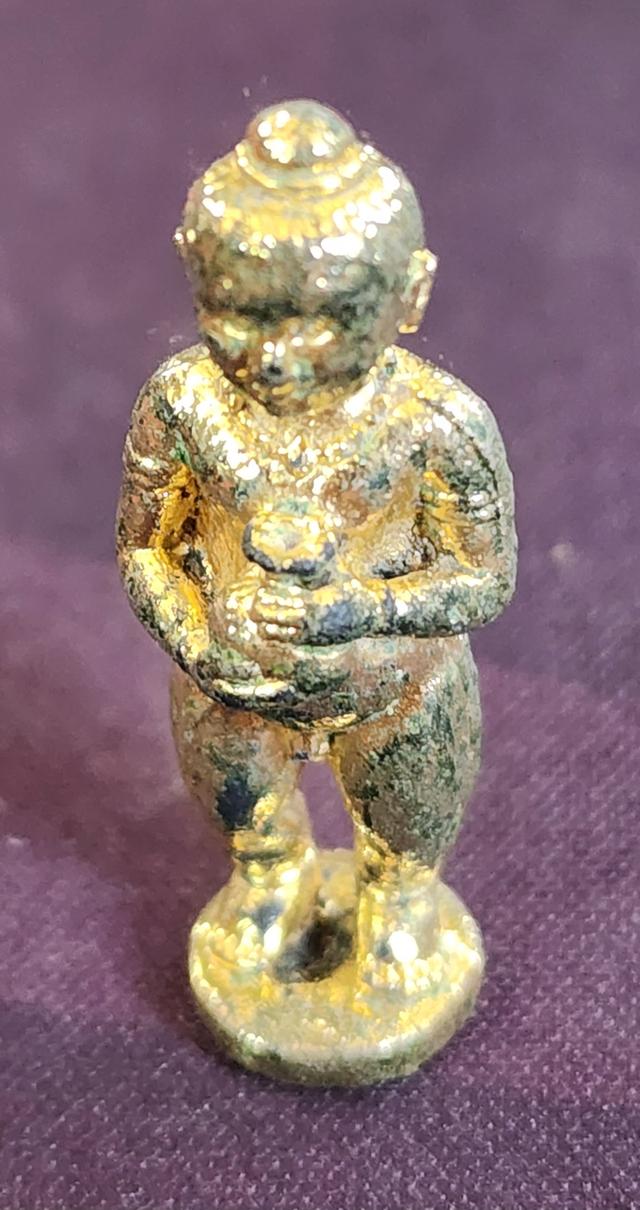 พระเครื่องกุมารหลวงปู่แหวน