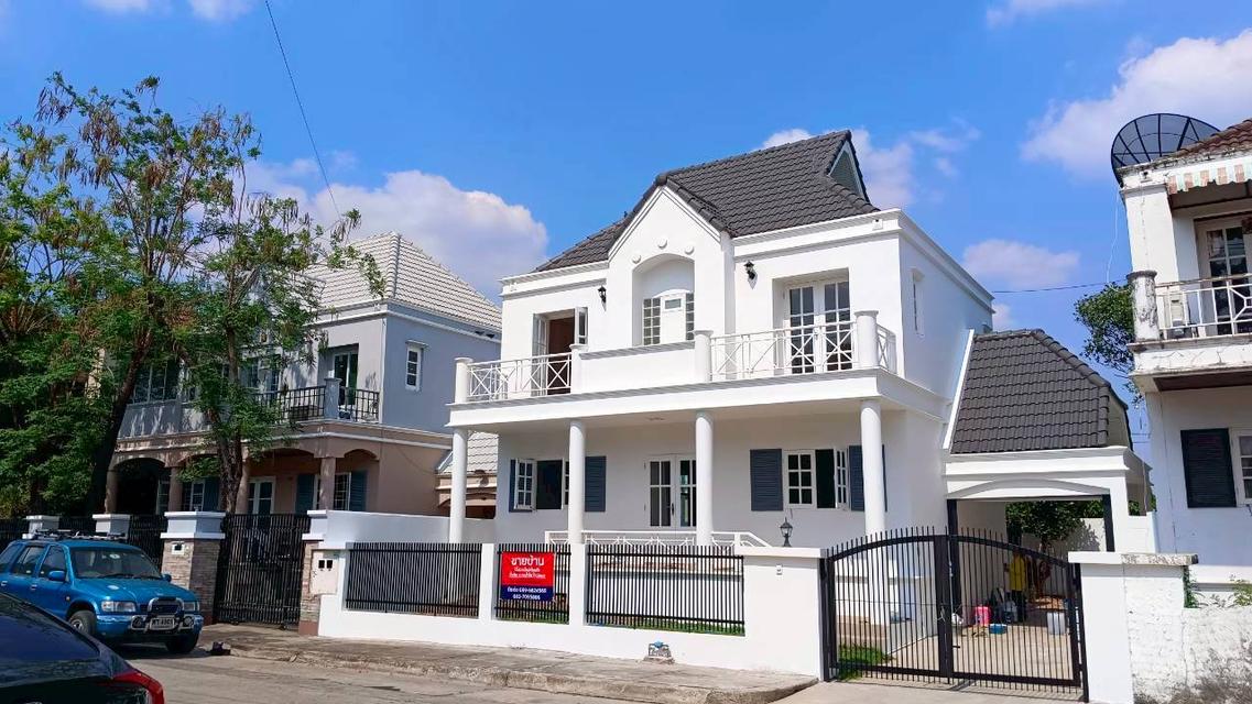 ขายบ้านเดี่ยวรีโนเวทใหม่ตกแต่งบิวอิ้นพร้อมอยู่ ติดรถไฟฟ้า 2 สาย เพียง 150 ม. ราคา 6.5 ล้าน 16