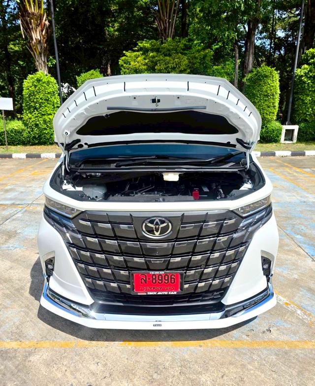 Toyota Alphard 2.5 Z TOP สีขาว ปี 2025 ไมล์ 30,000 กม. 6