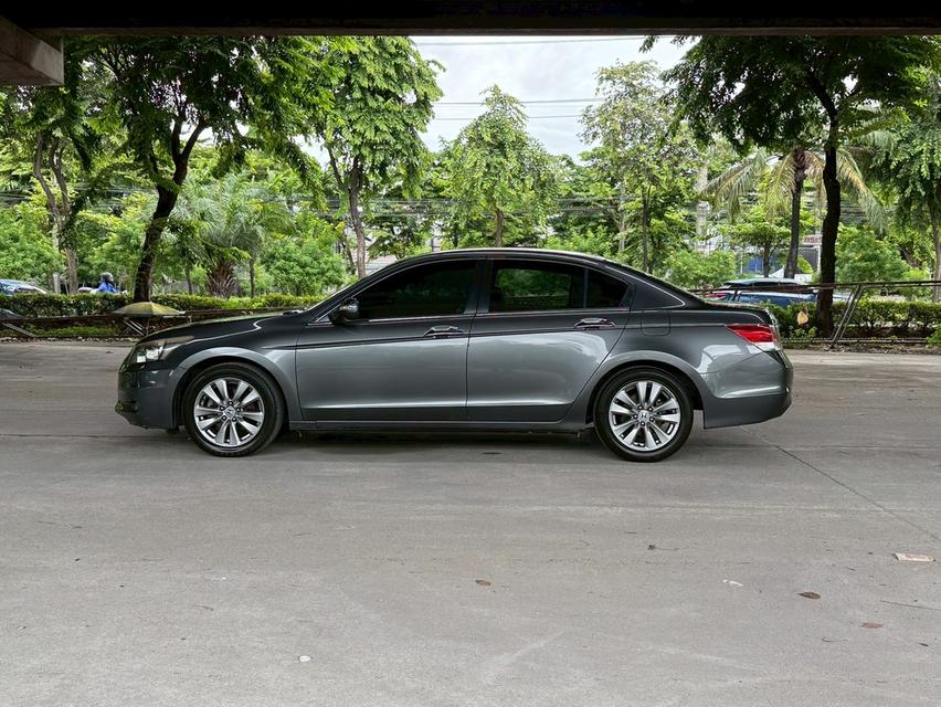 ขายรถ Honda Accord 2.4JP CBU ปี 2012 สีเทา เกียร์ออโต้ 7