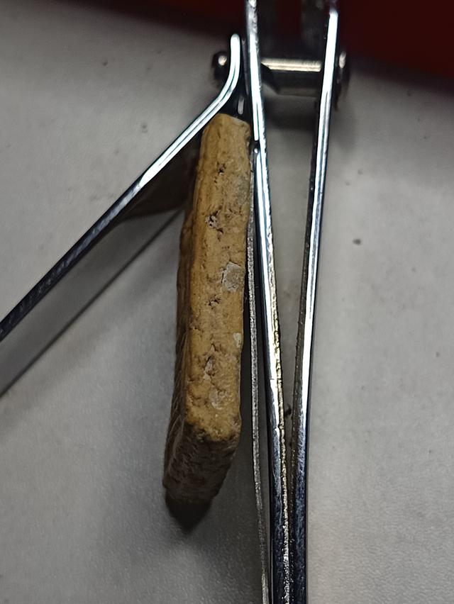 พระผงสมเด็จอรหันต์สภาพสวยดูเเห้ง 4