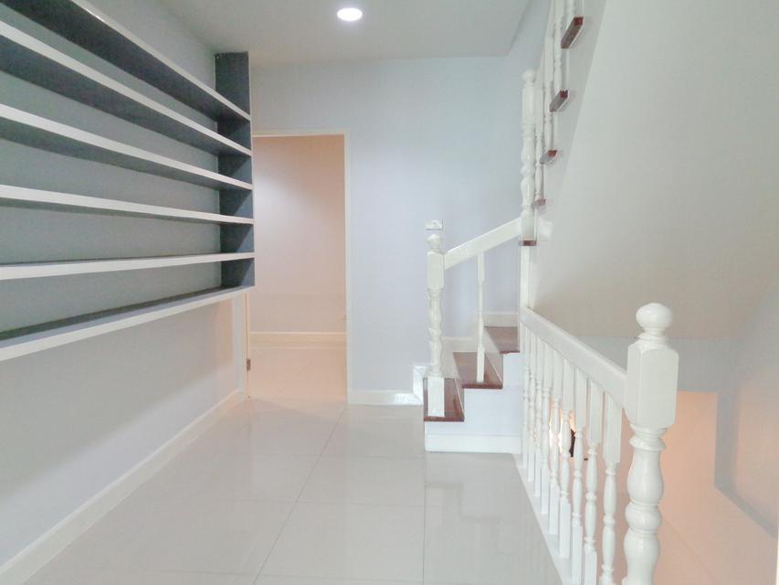 🚩 บ้านรีโนเวท ทาวน์โฮม 3 ชั้น หลังใหญ่ โครงการ เดอะ รีโน่ นวมินทร์ ติดห้างโลตัสนวมินทร์ 13