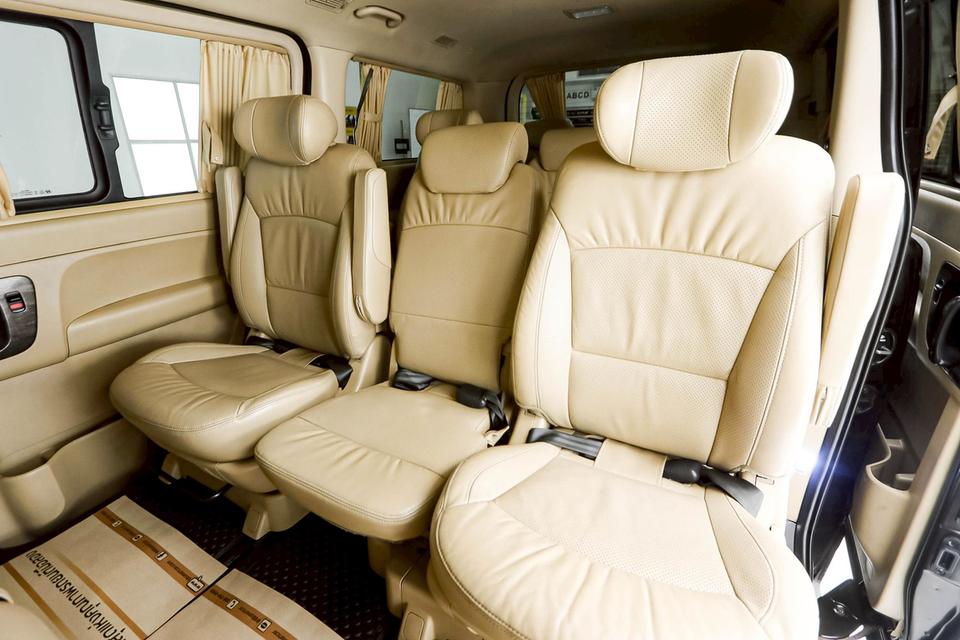HYUNDAI H1 2.5 DELUXE 2017  9