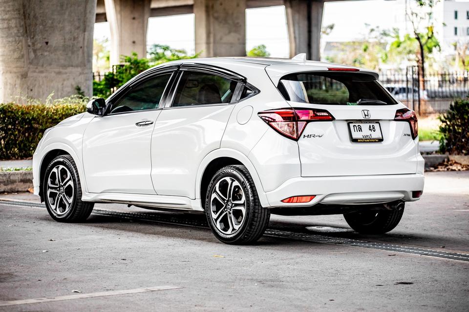 Honda Hrv 1.8 EL Sunroof สีขาว ปี 2015 มือเดียวป้ายแดง สภาพใหม่มาก 6