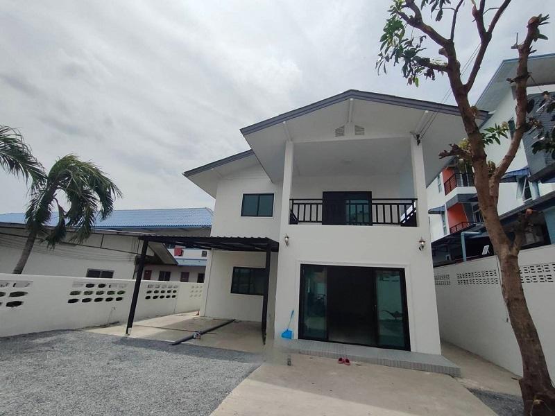 ขายบ้านเดี่ยว รีโนเวทใหม่ ขนาด 100 ตรว ใกล้เซ็นทรัลเวสเกต และBTSคลองบ้านไผ่ บางใหญ่ นนทบุรี. 2