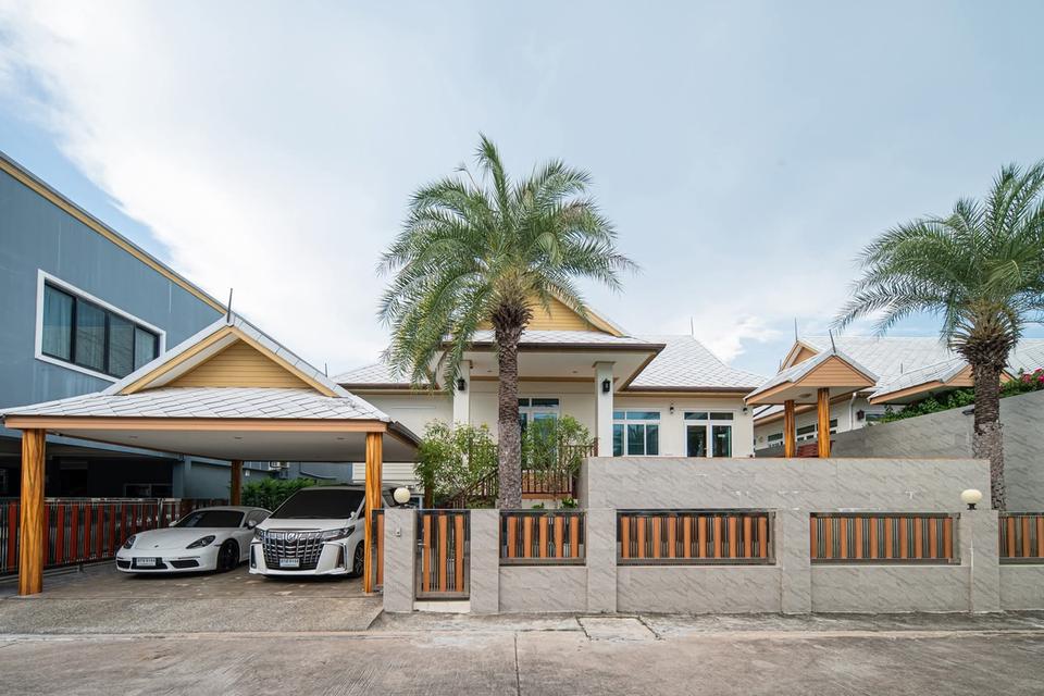 For Rent Pool Villa Amorn Village Pattya