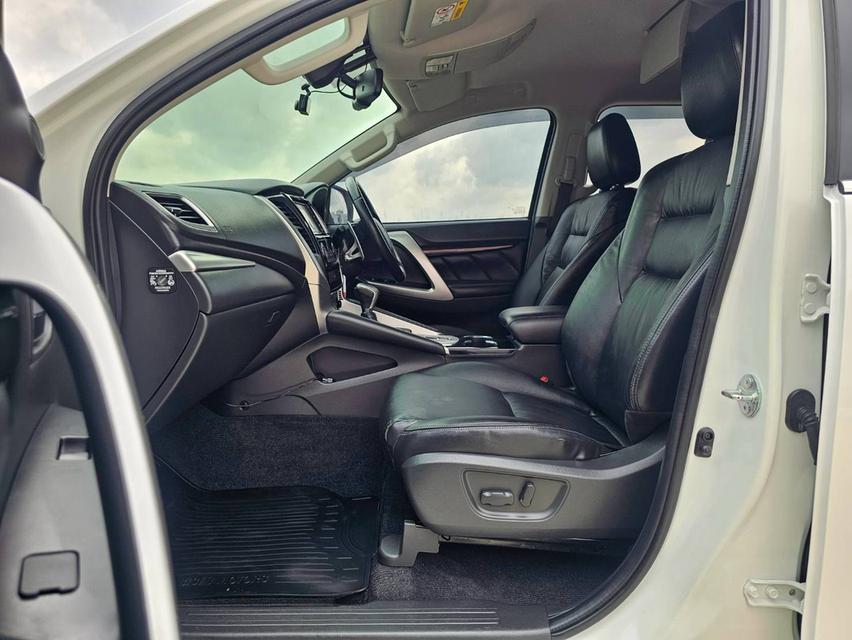 Mitsubishi Pajero 2.4GT ปี18 รูปที่ 15
