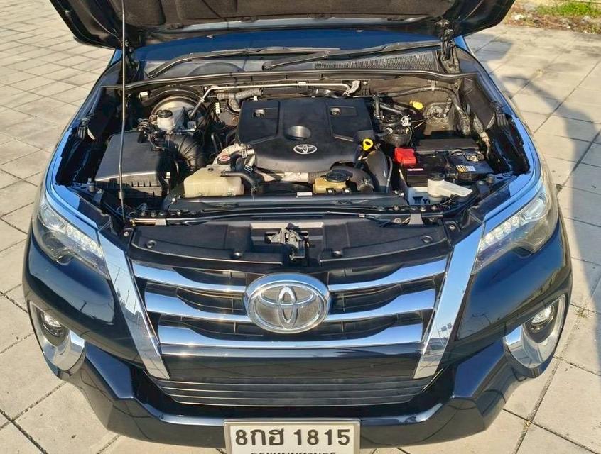 TOYOTA FORTUNER 2.4 V 4WD ปี 2019  14