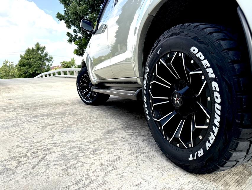 TOYOTA FORTUNER 3.0V ปี 2010 รูปที่ 9