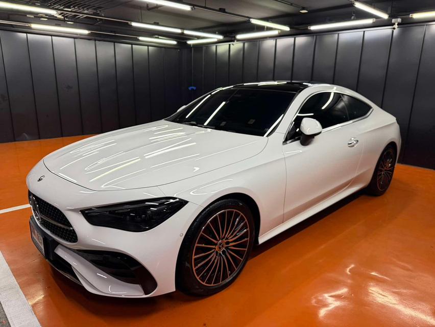 Mercedes-Benz CLE300 4MATIC coupe รูปที่ 3