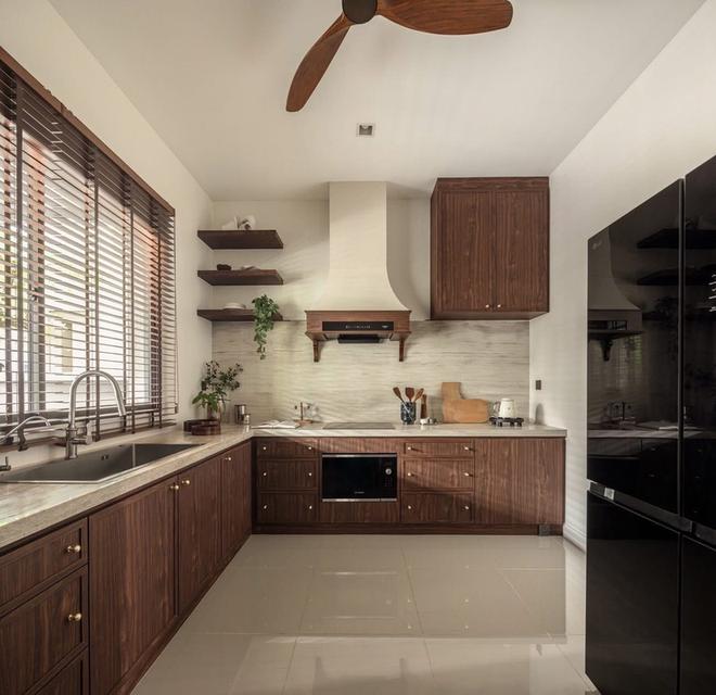 Luxury house for sale, ready to move in. New Krungthep Kreetha Zone 19