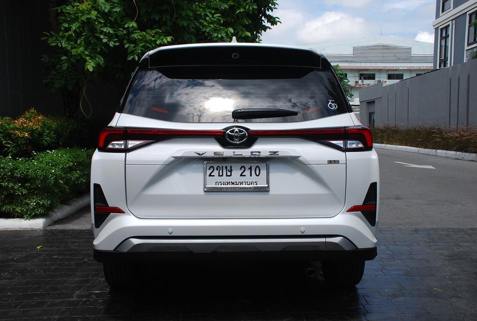 2022 Toyota Veloz Premium 1.5 รุ่นTOP สุด รถบ้าน เข้าศูนย์ตลอด 13