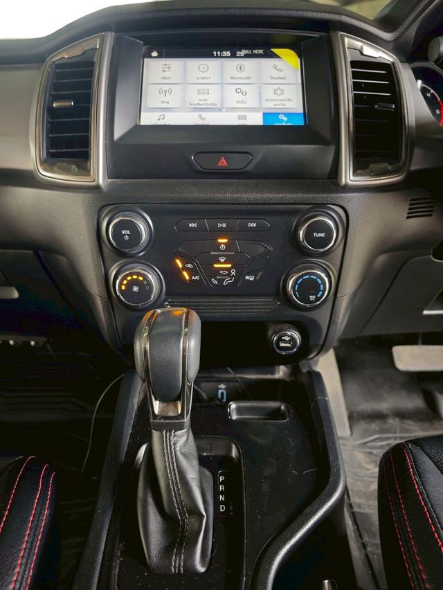 Ford Ranger Double Cab 2.2 XLT AT ปี 2020 13
