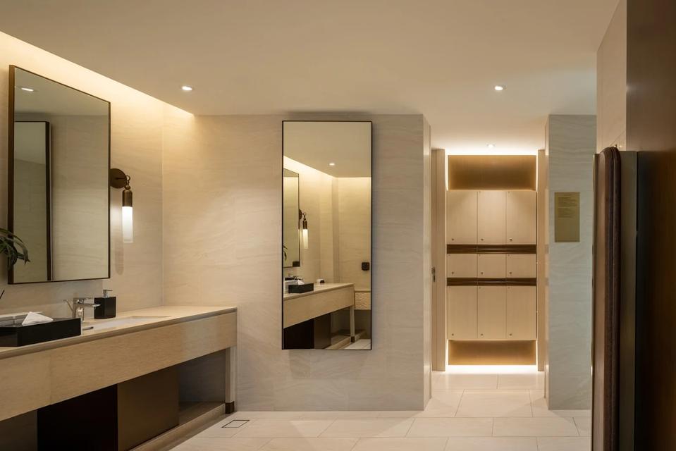 The Strand Thonglor Super Luxury ใจกลางทองหล่อ