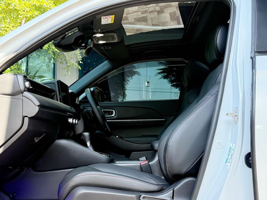 2023 HONDA HRV eHEV RS รถมือเดียว สภาพป้ายแดง วิ่งน้อยเพียง 20,000 กม รถไม่เคยมีอุบัติเหตุครับ 14