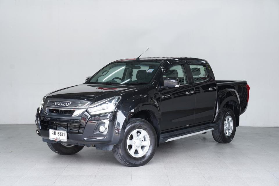 ISUZU D-MAX Hi-Lander 1.9 L CAB 4 MT ปี 2019 สีดำ