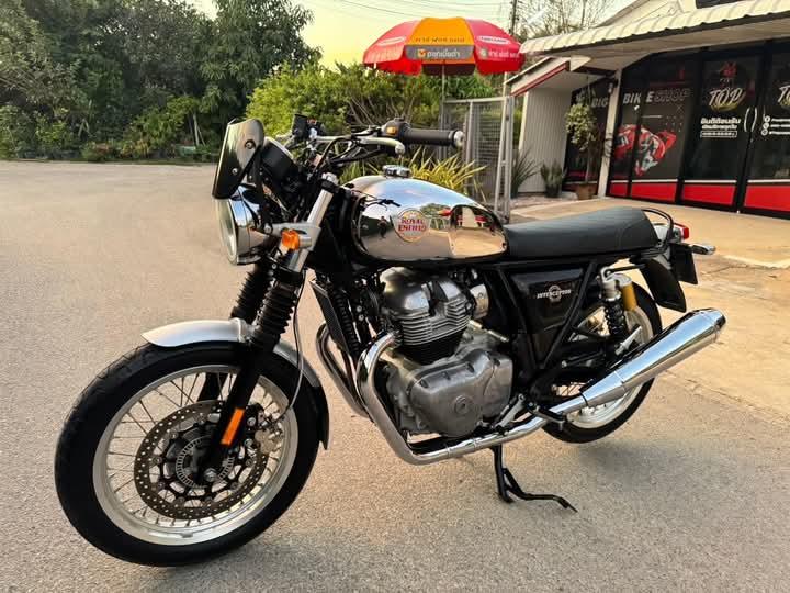 ขายด่วน Royal Enfield Interceptor 650 สีโครเมี่ยม 2